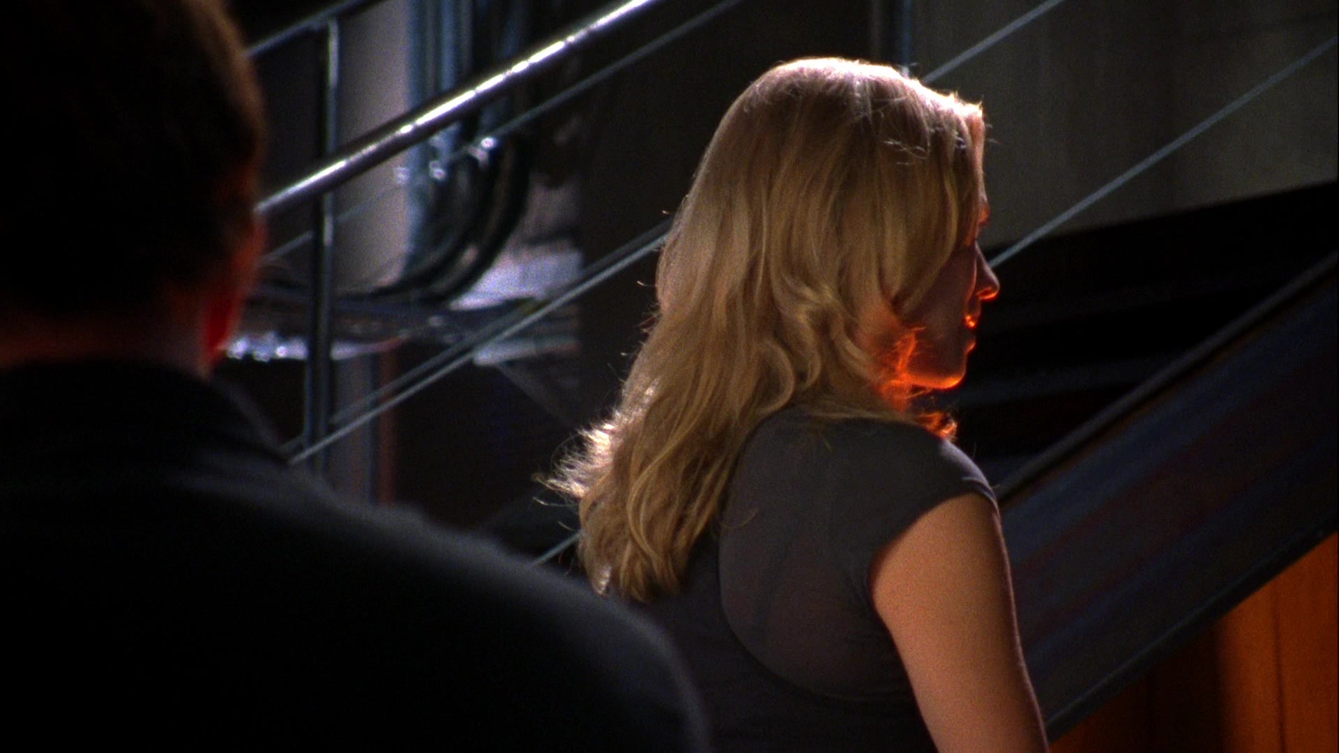 Chuck_2x10_ChuckVersustheDeLorean_0535.jpg