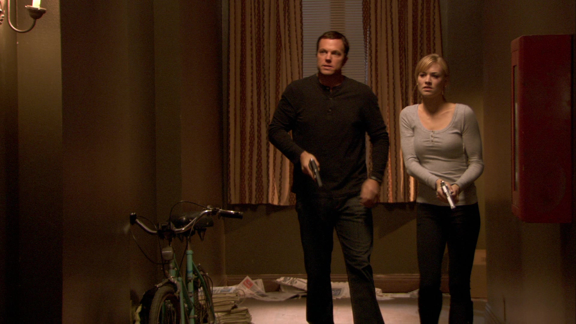 Chuck_2x12_ChuckVersustheThirdDimension_0096.jpg