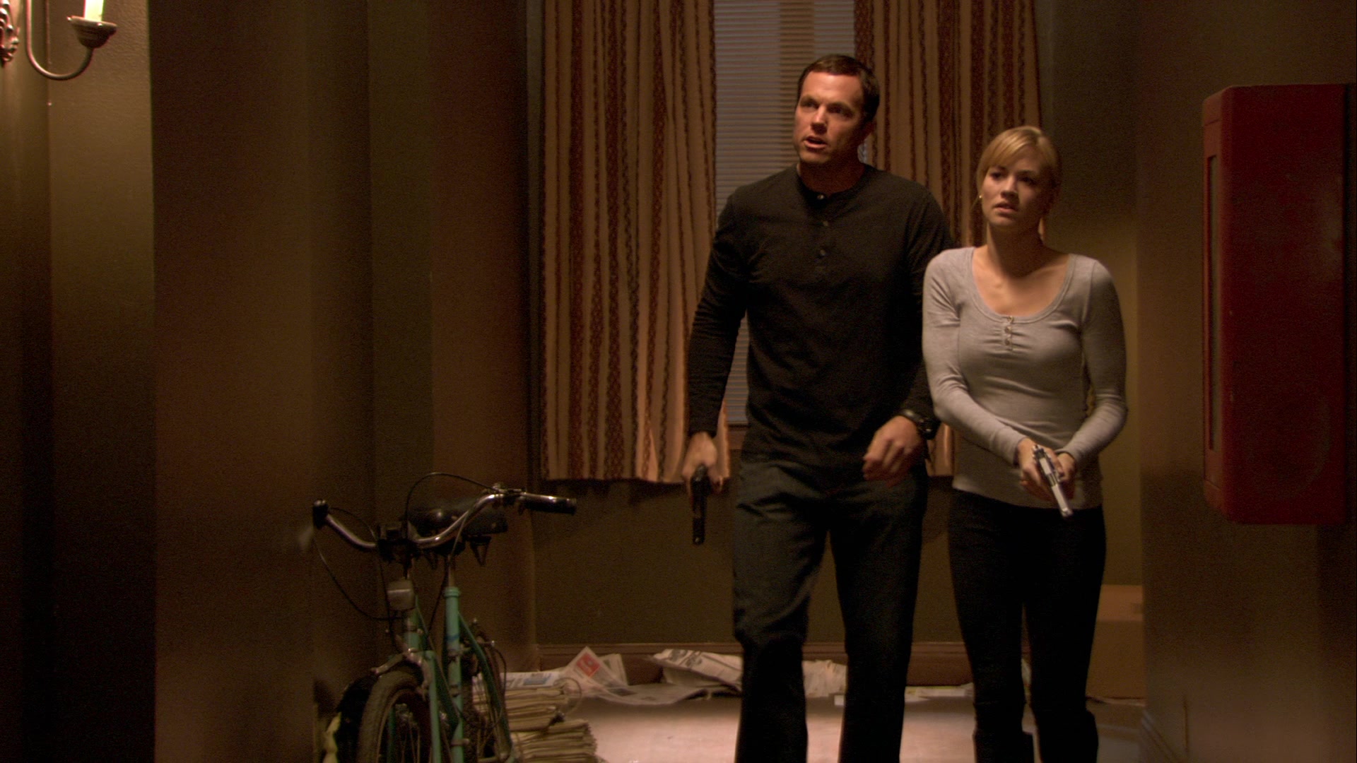 Chuck_2x12_ChuckVersustheThirdDimension_0097.jpg