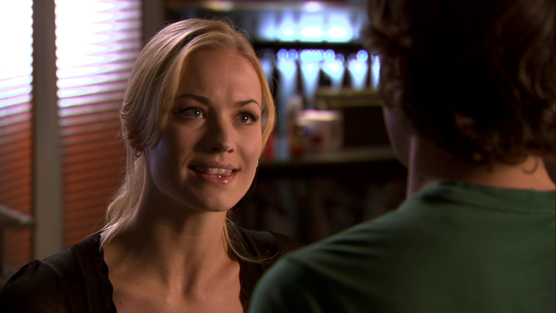 Chuck_2x12_ChuckVersustheThirdDimension_0181.jpg
