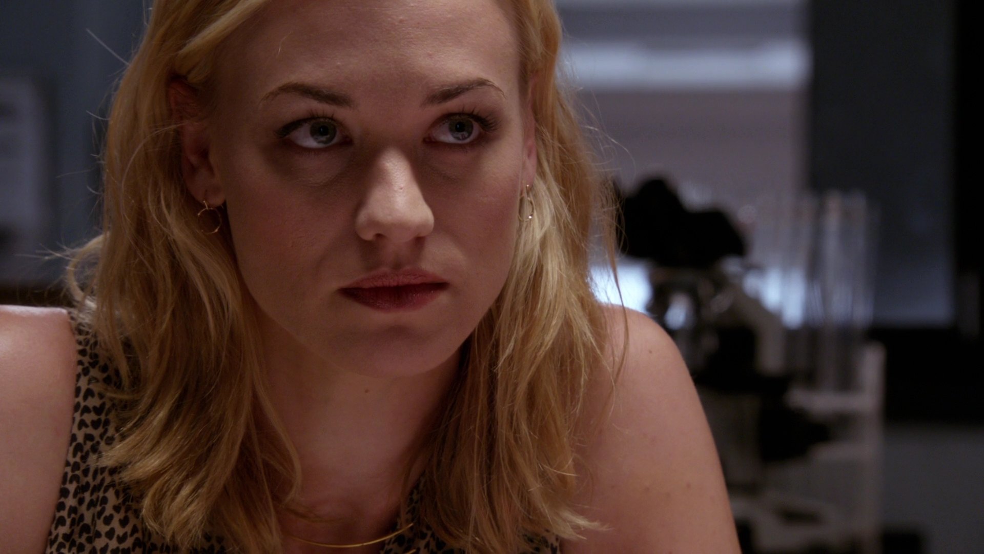 Dexter_7x05_SwimDeep_0070.jpg