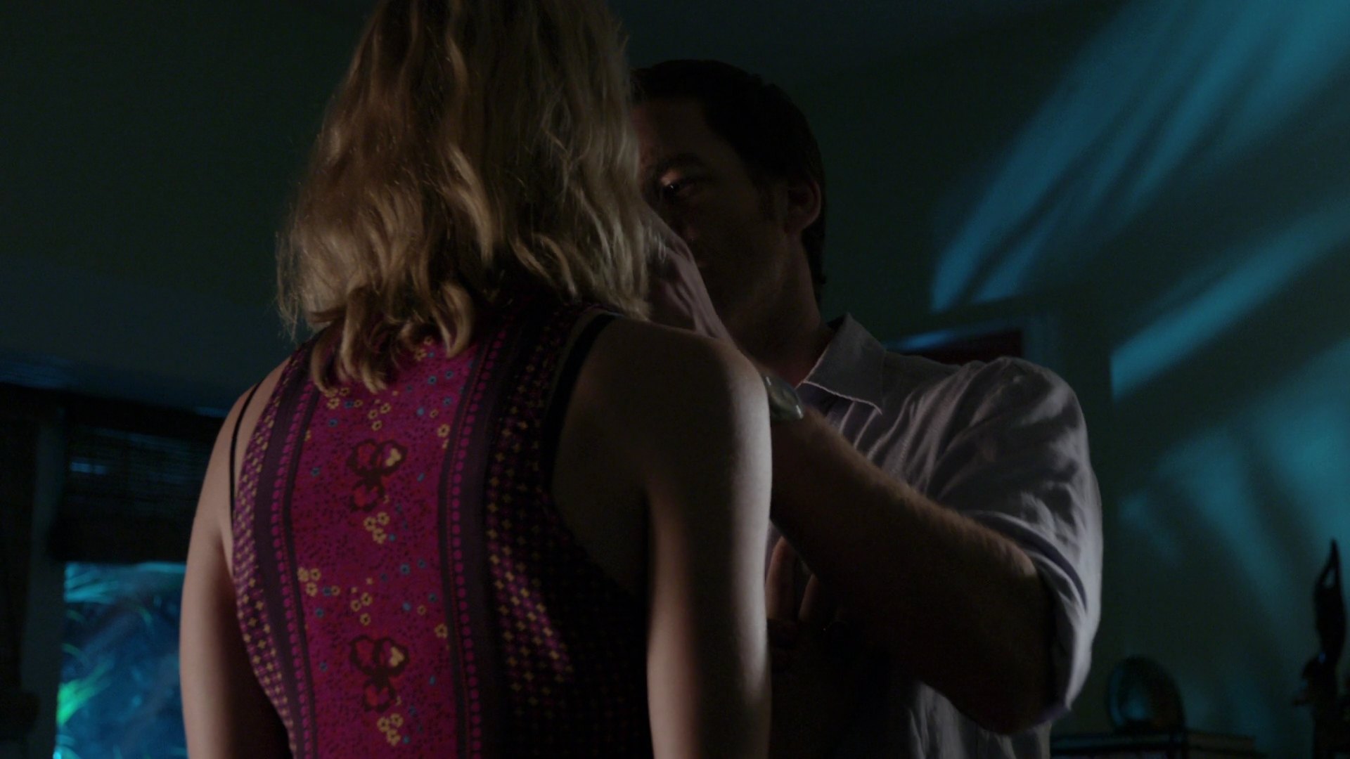 Dexter_7x07_Chemistry_0402.jpg