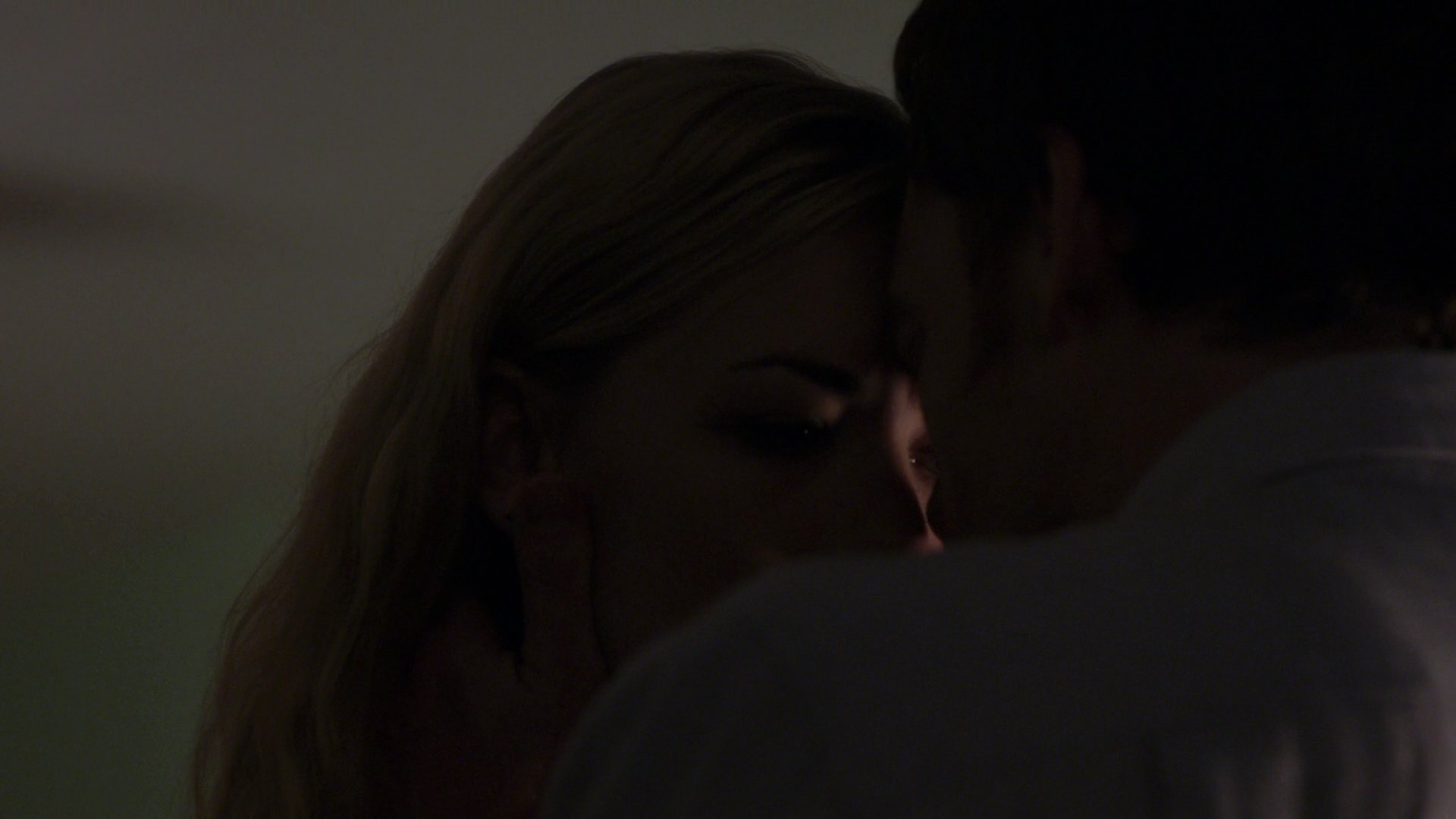 Dexter_7x07_Chemistry_0404.jpg