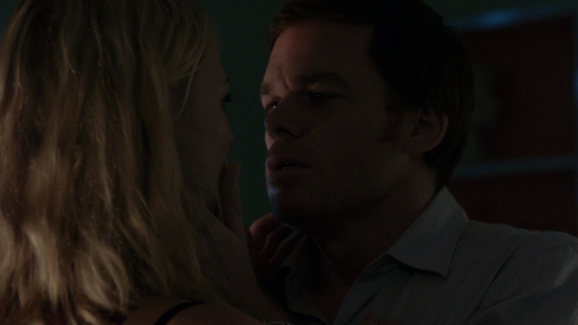 Dexter_7x07_Chemistry_0405.jpg