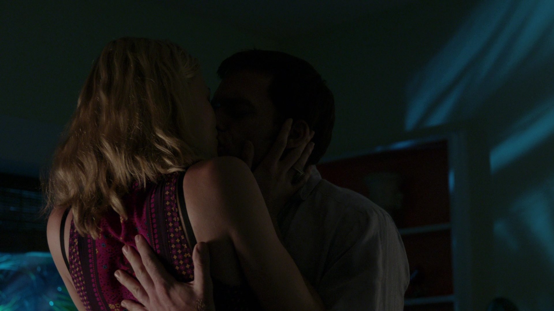 Dexter_7x07_Chemistry_0408.jpg