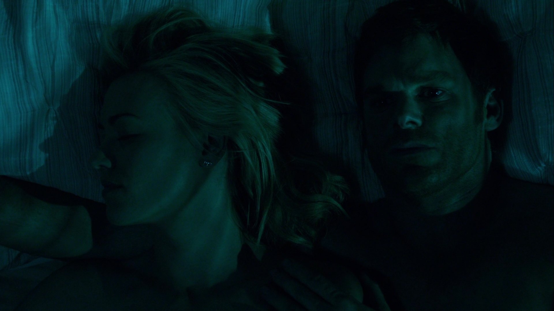Dexter_7x07_Chemistry_0417.jpg Dexter_7x07_Chemistry_0417.jpg