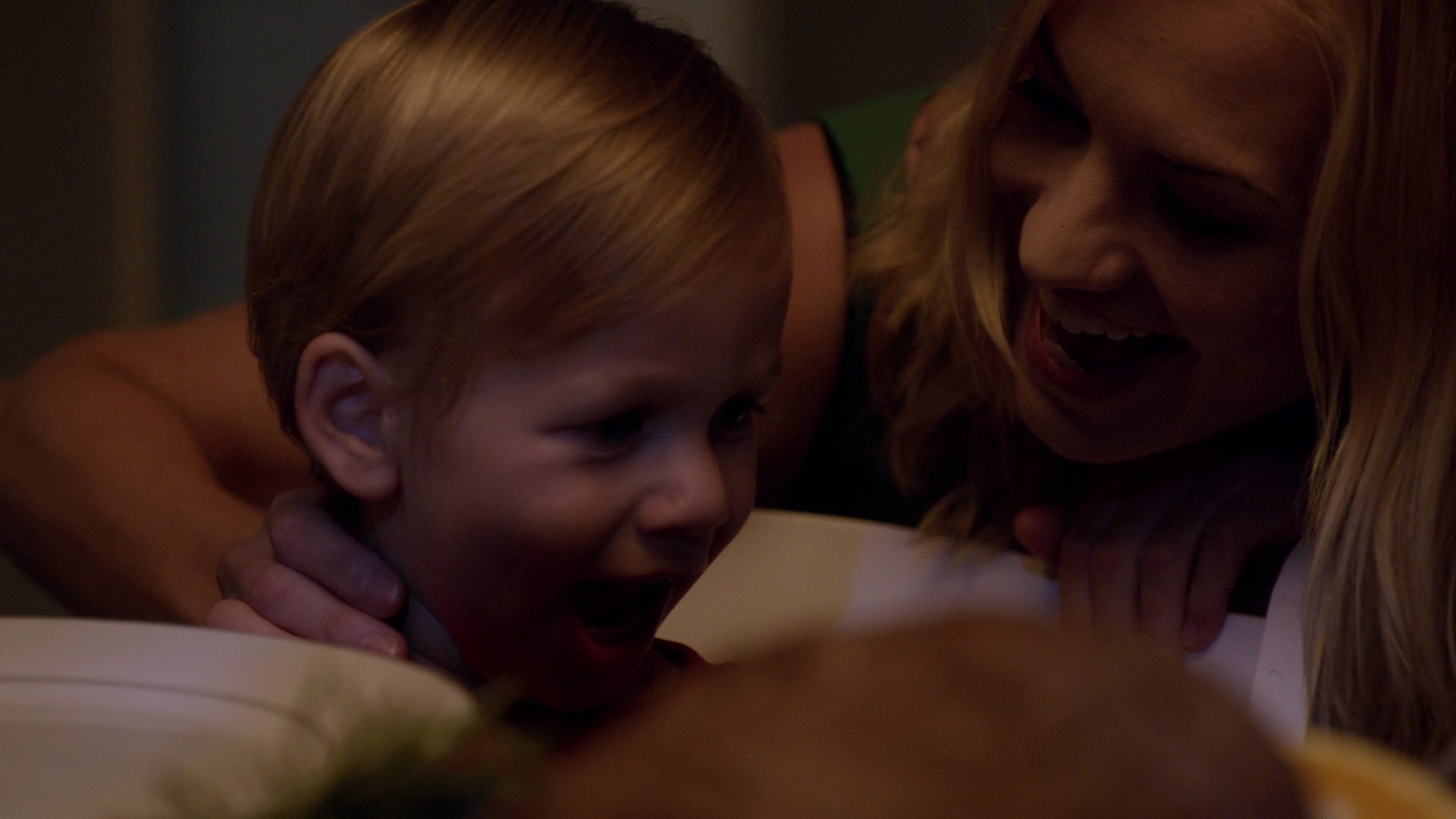 Dexter_7x11_DoYouSeeWhatISee_0181.jpg
