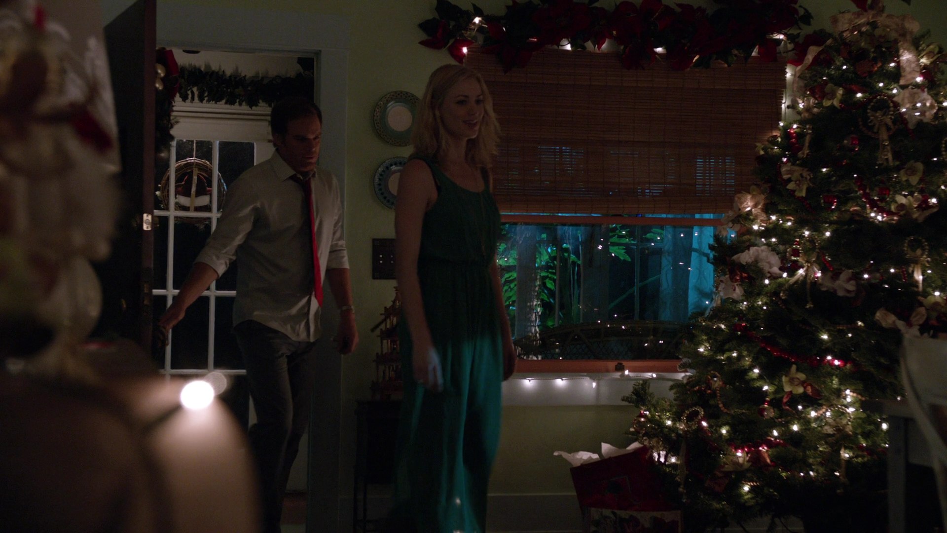 Dexter_7x11_DoYouSeeWhatISee_0211.jpg
