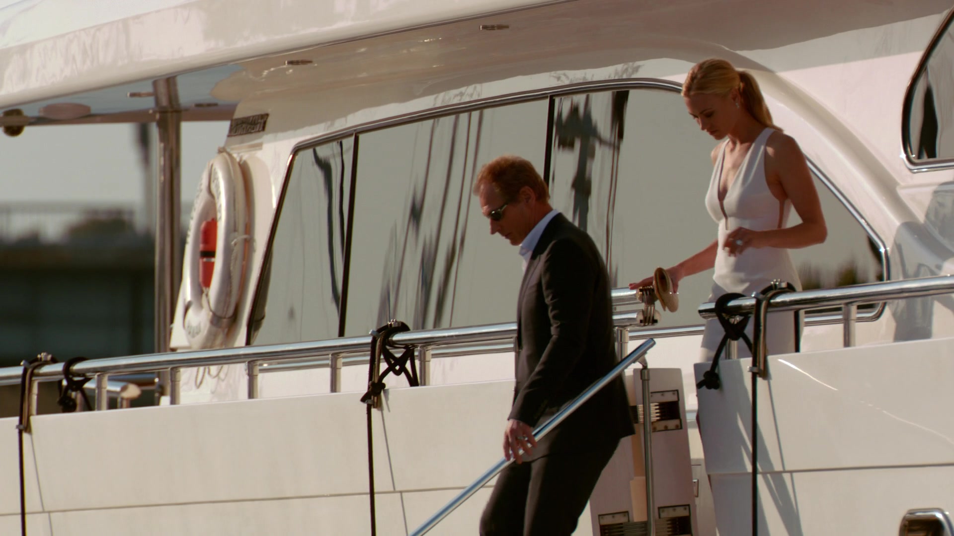 Dexter_8x07_DressCode_0006.jpg