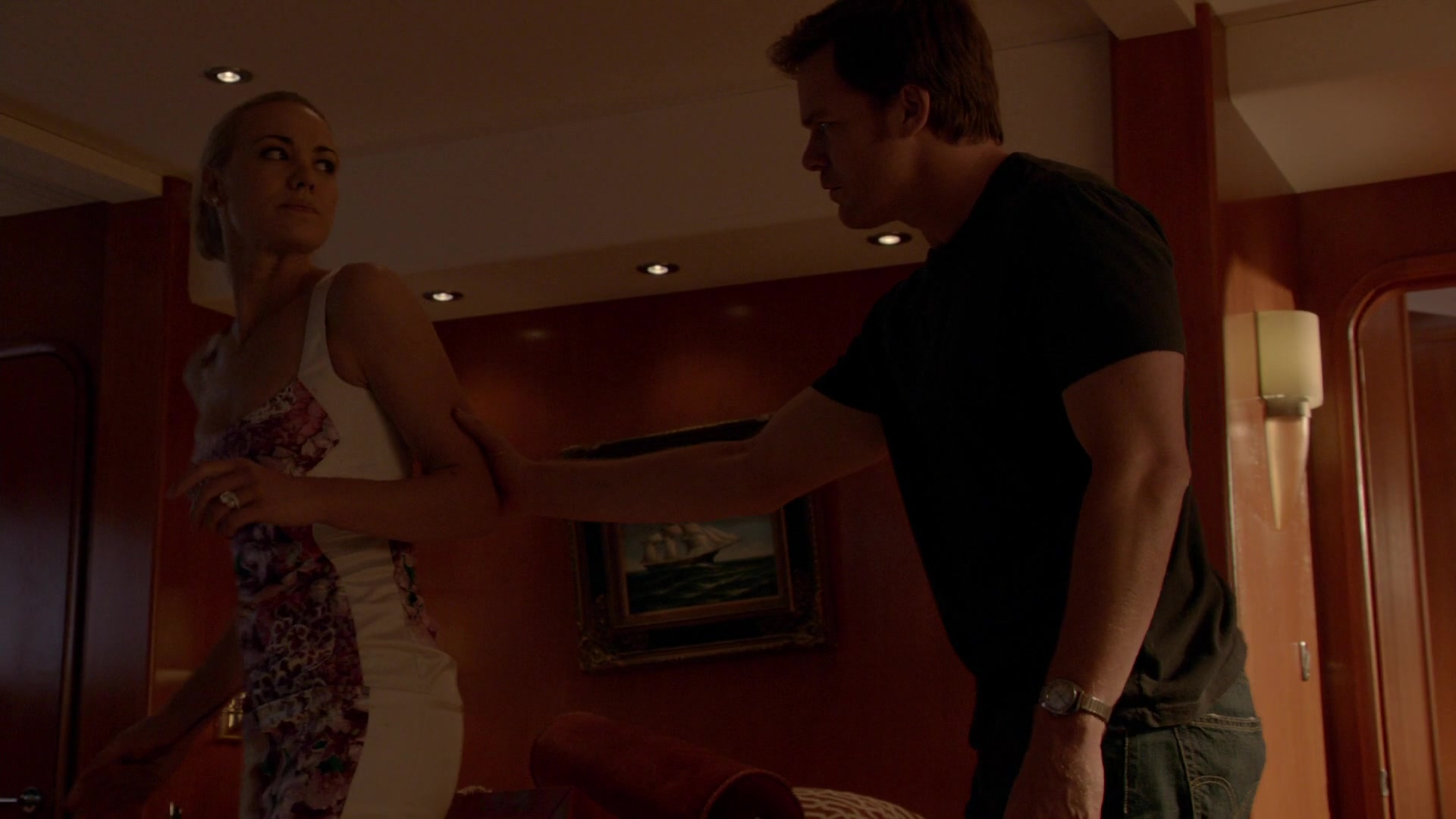 Dexter_8x07_DressCode_0181.jpg