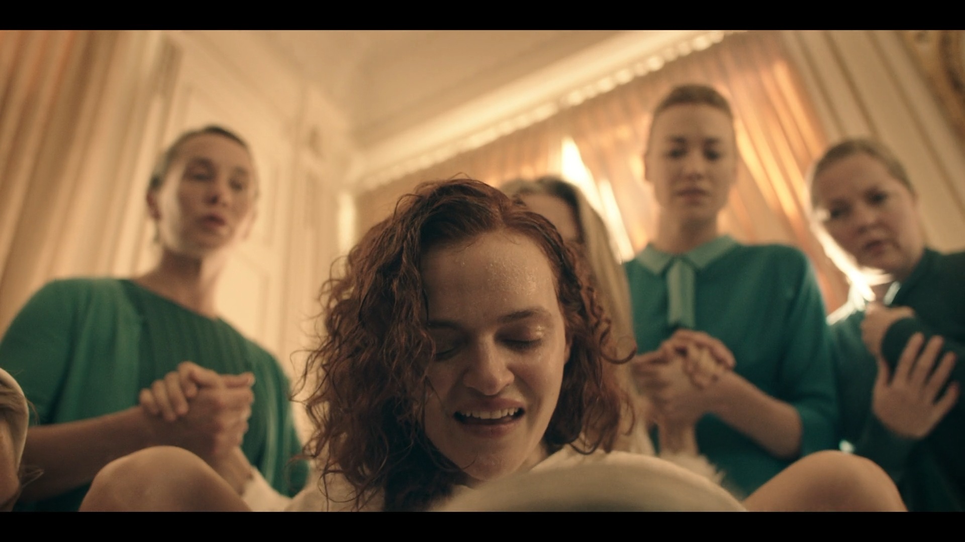 TheHandmaidsTale_1x02_BirthDay_0083.jpg