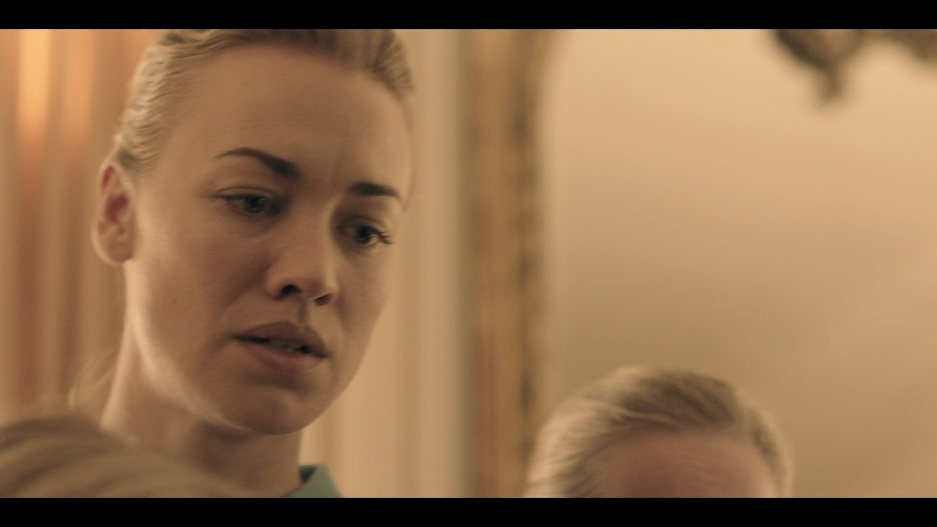 TheHandmaidsTale_1x02_BirthDay_0087.jpg