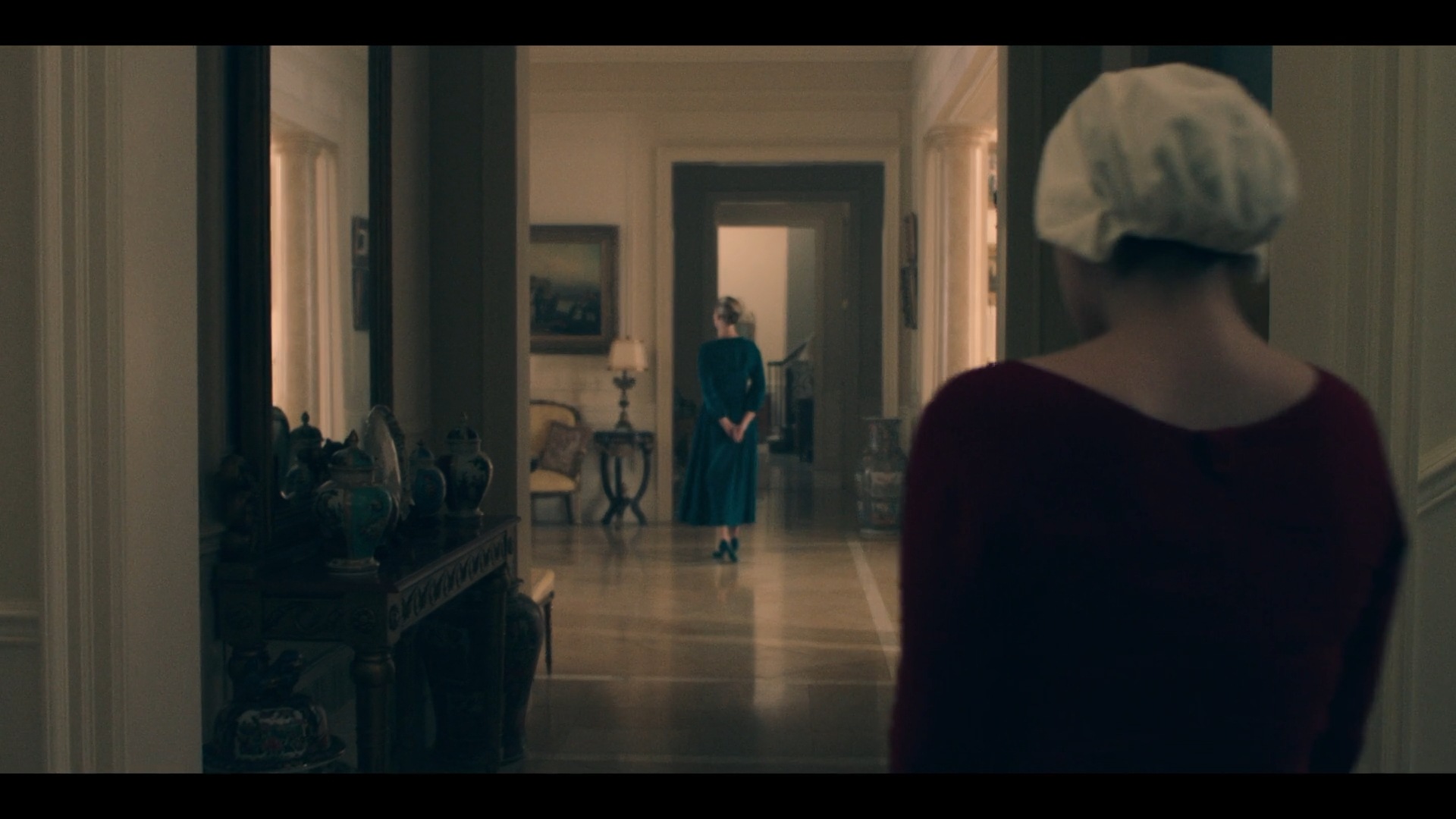 TheHandmaidsTale_1x03_Late_0062.jpg