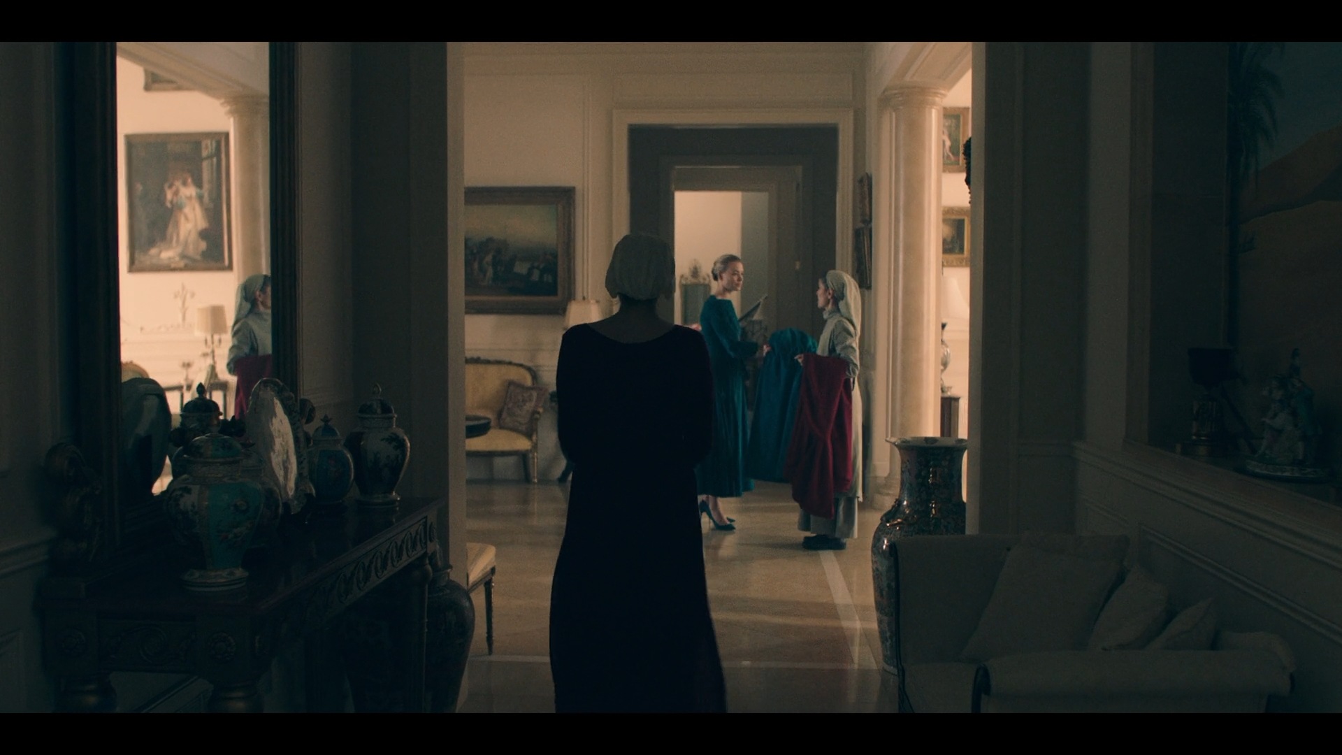 TheHandmaidsTale_1x03_Late_0063.jpg