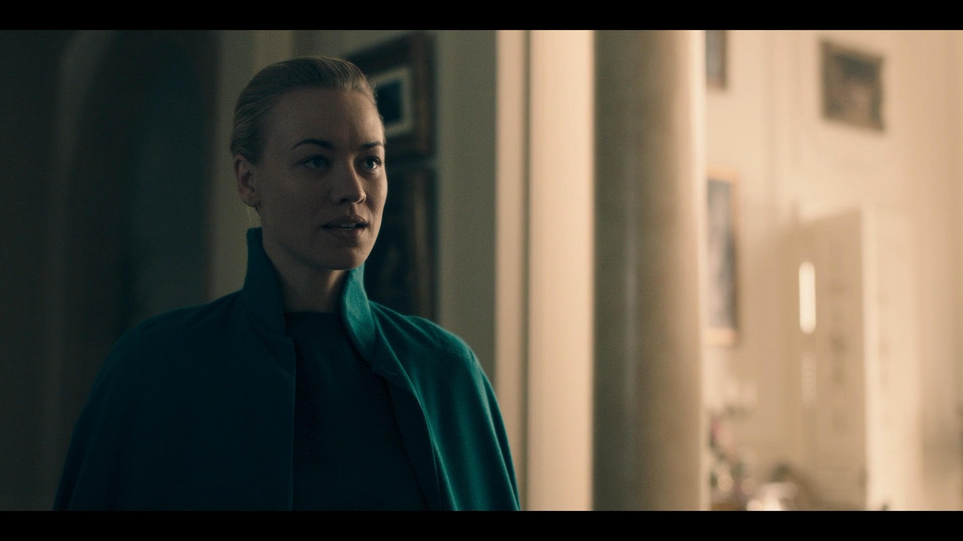 TheHandmaidsTale_1x03_Late_0103.jpg