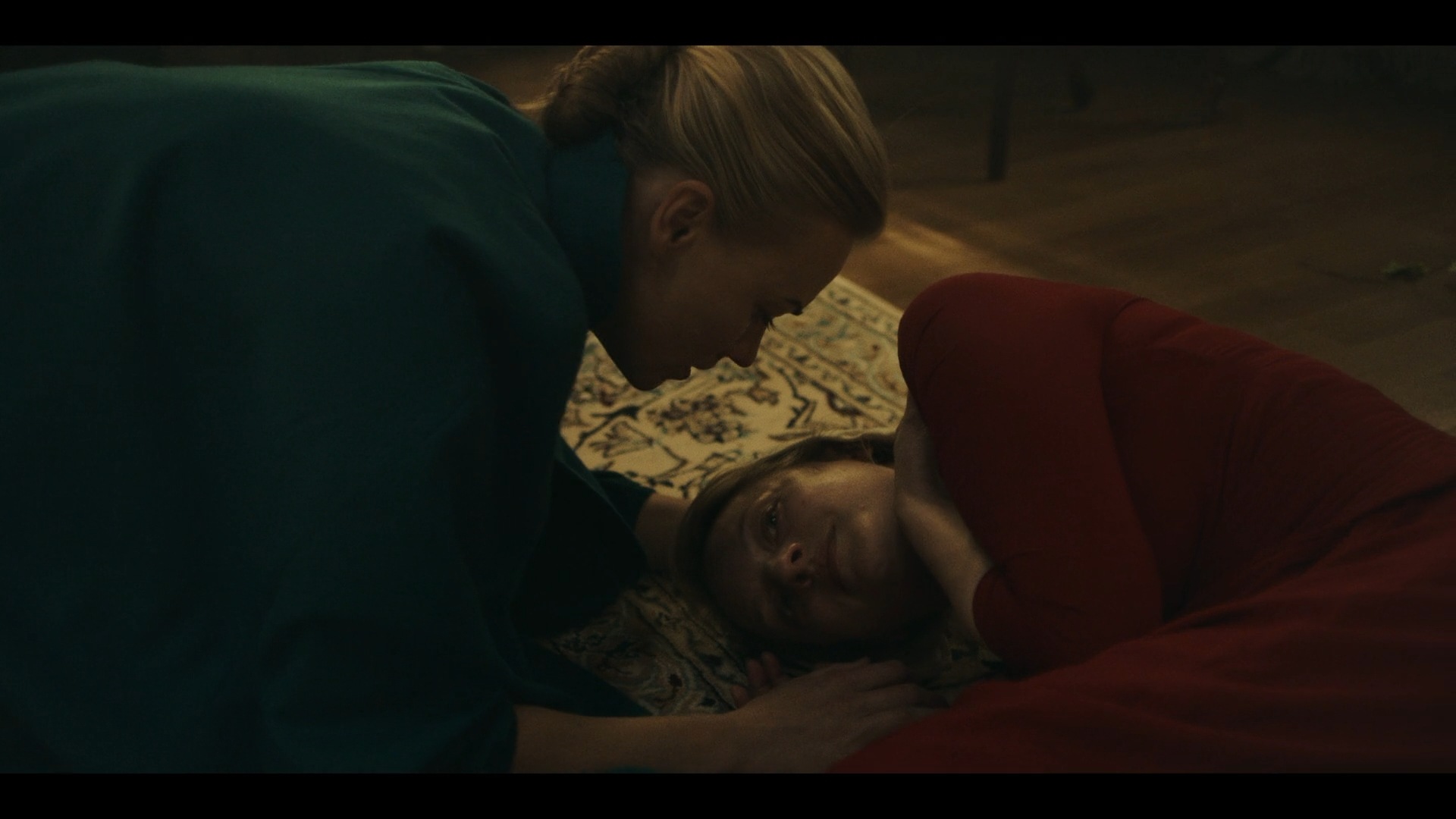 TheHandmaidsTale_1x03_Late_0131.jpg