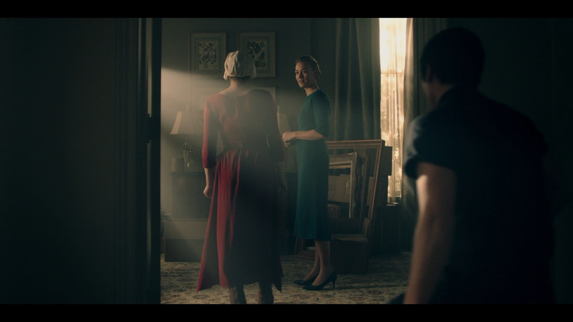 TheHandmaidsTale_1x03_Late_0145.jpg