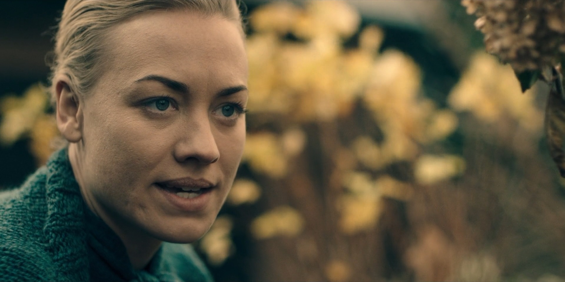 TheHandmaidsTale_1x05_Faithful_0041.jpg