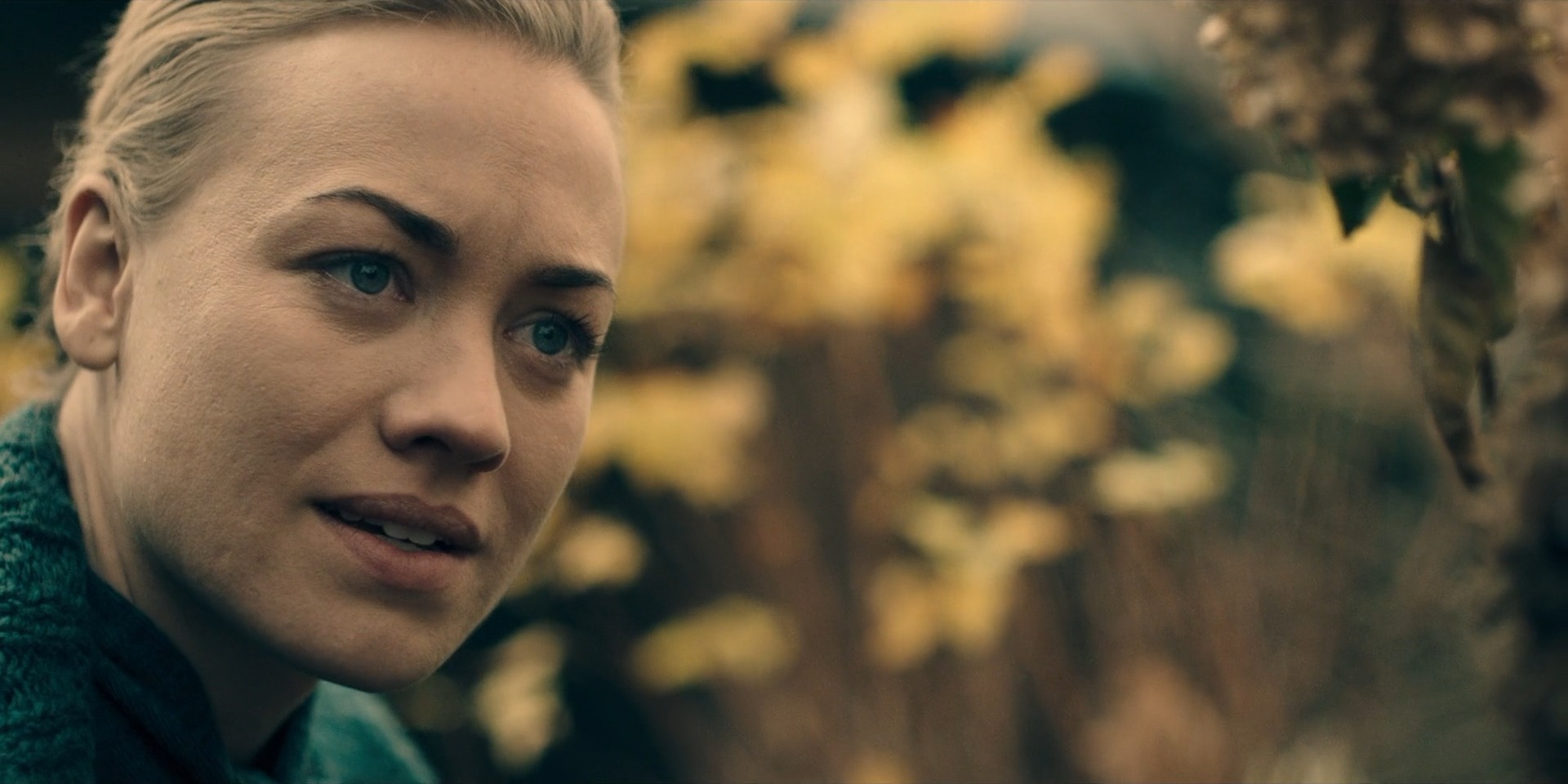 TheHandmaidsTale_1x05_Faithful_0050.jpg