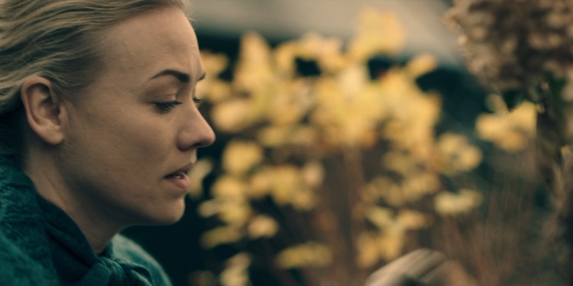 TheHandmaidsTale_1x05_Faithful_0053.jpg