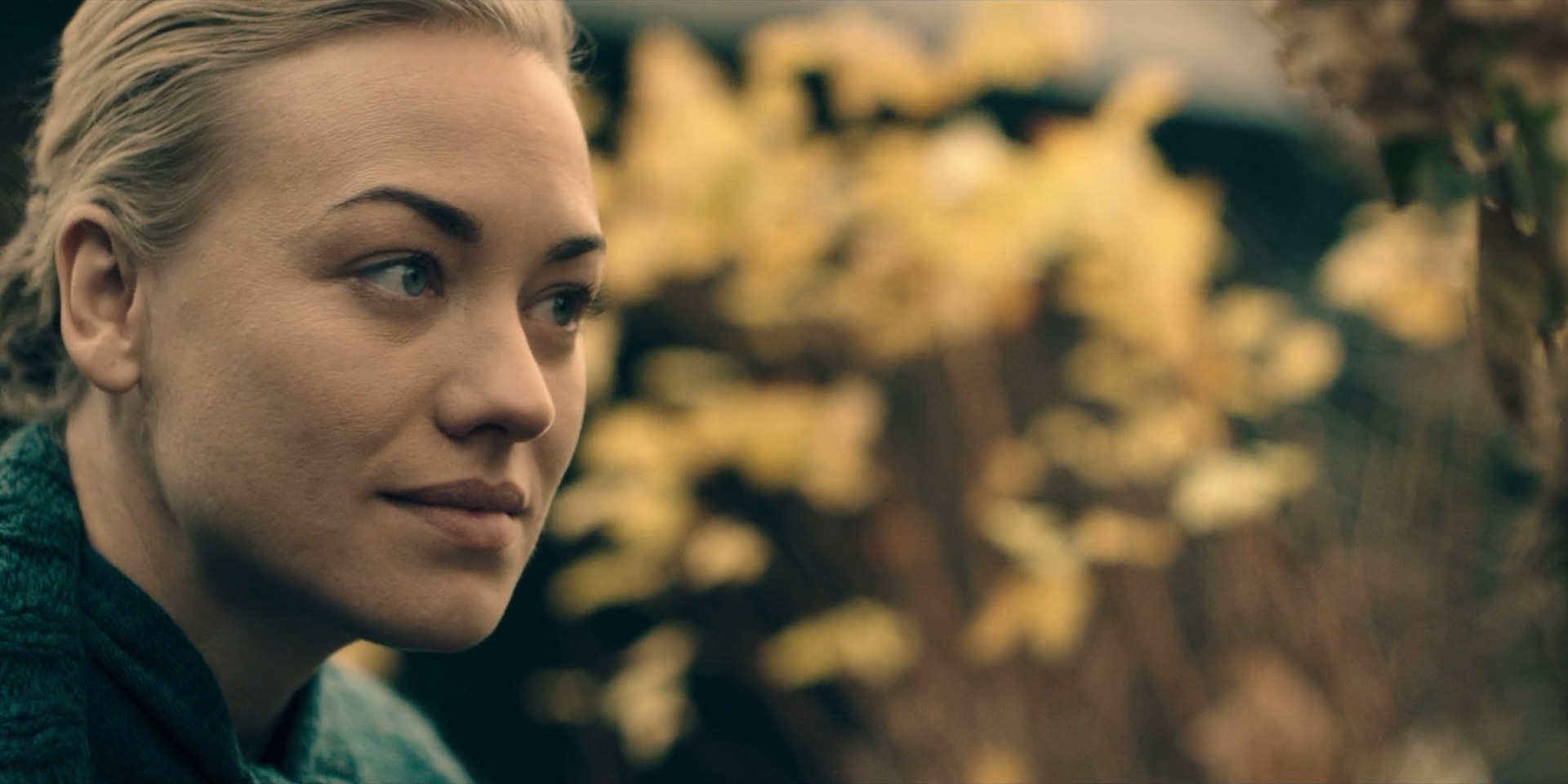 TheHandmaidsTale_1x05_Faithful_0103.jpg