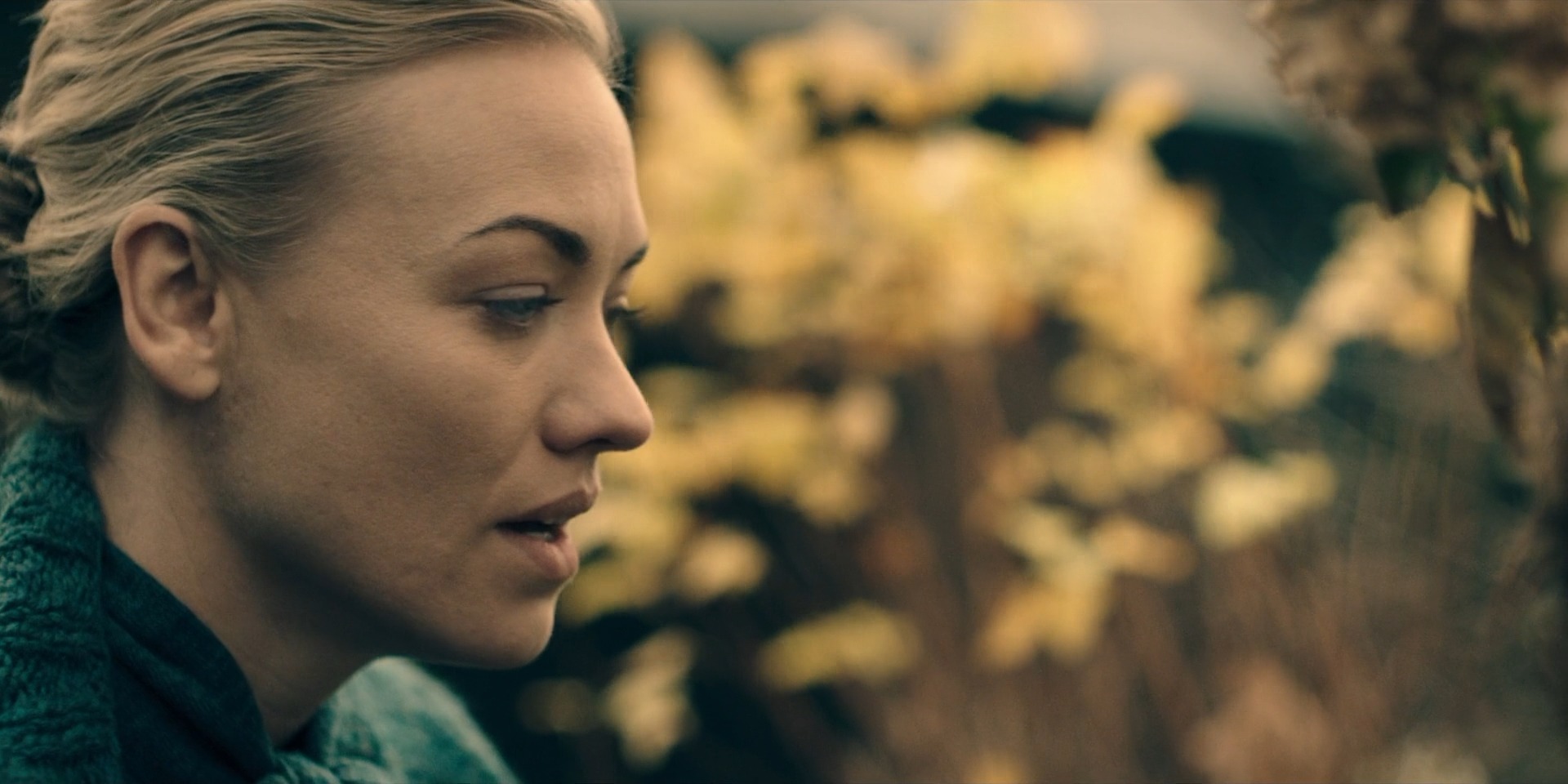 TheHandmaidsTale_1x05_Faithful_0105.jpg