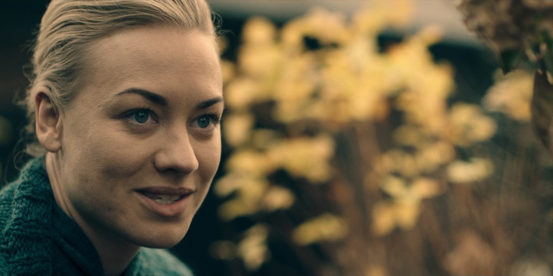TheHandmaidsTale_1x05_Faithful_0111.jpg