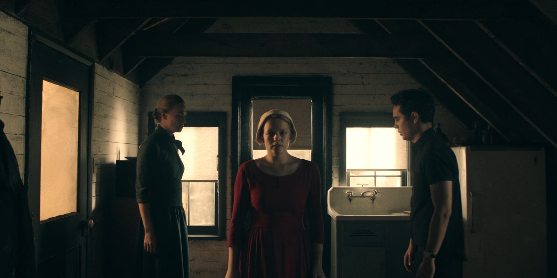 TheHandmaidsTale_1x05_Faithful_0157.jpg