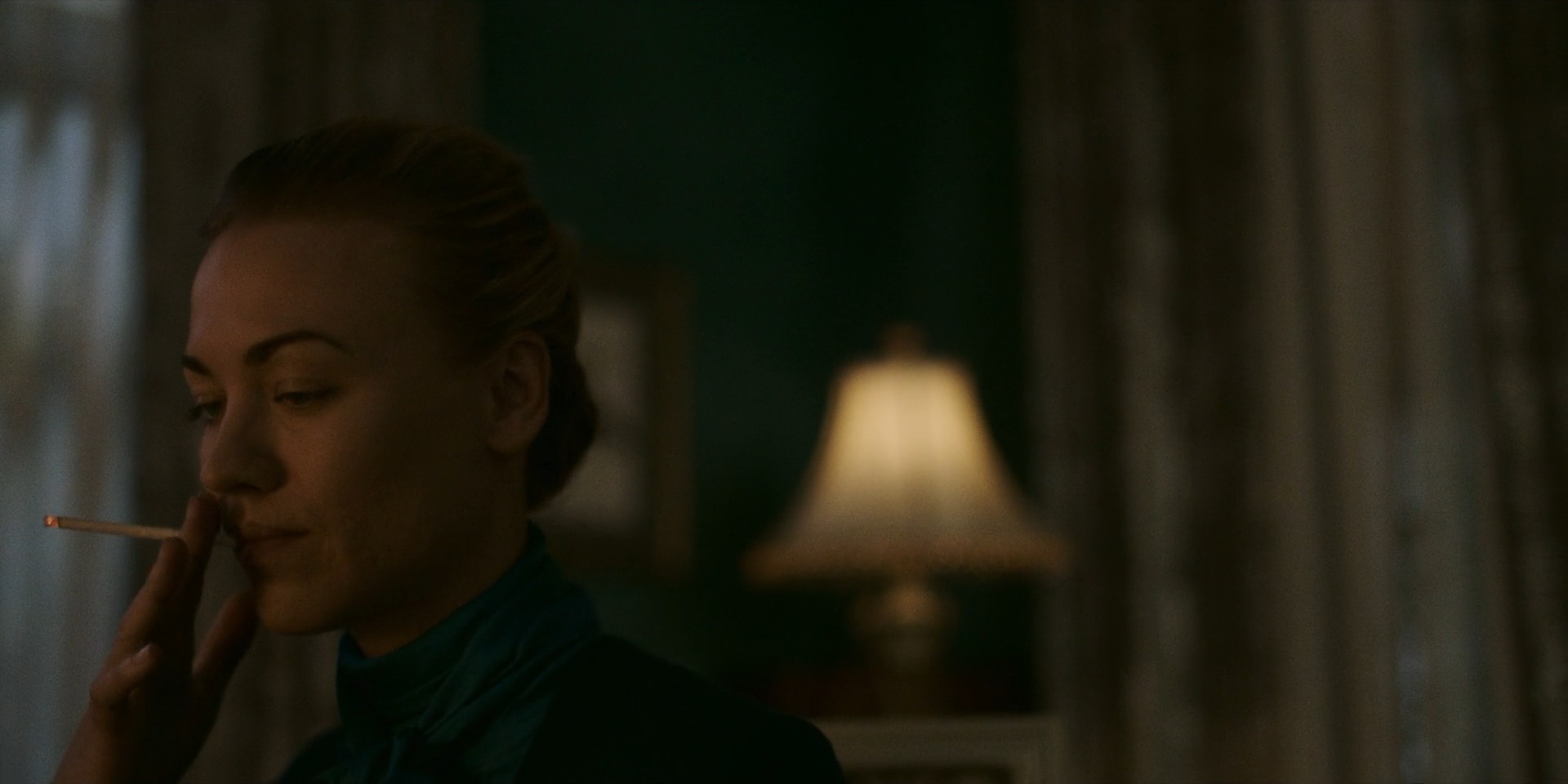 TheHandmaidsTale_1x05_Faithful_0208.jpg