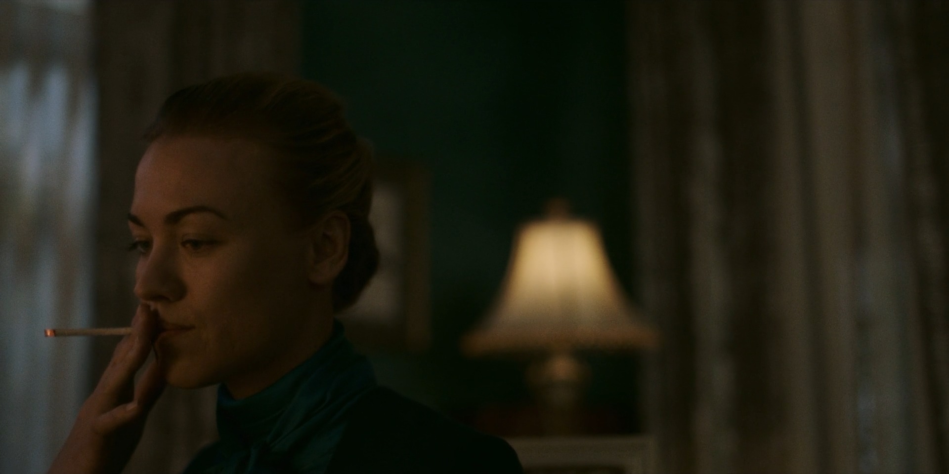 TheHandmaidsTale_1x05_Faithful_0209.jpg