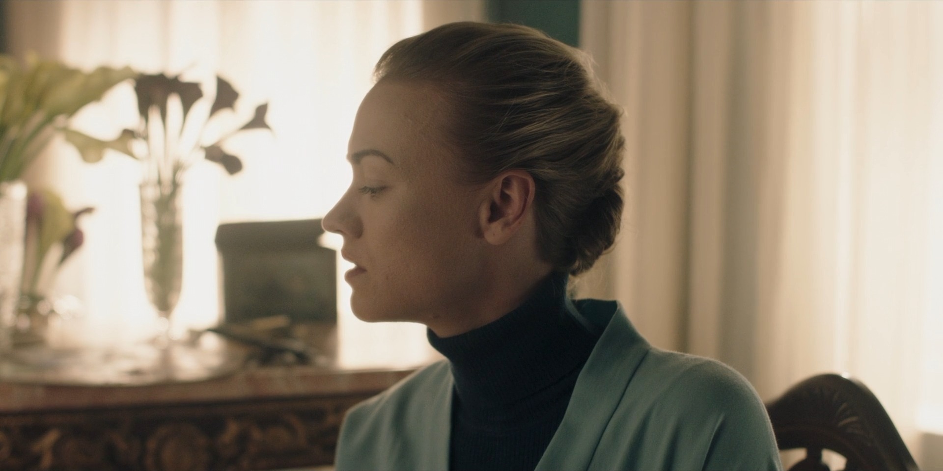 TheHandmaidsTale_1x05_Faithful_0244.jpg