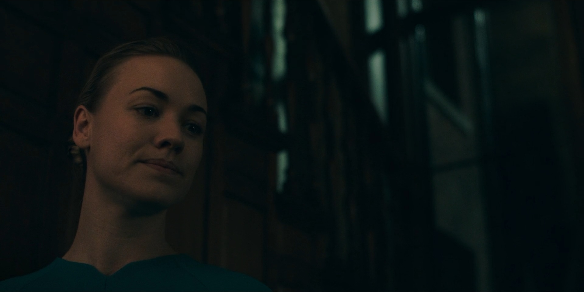 TheHandmaidsTale_1x06_AWomansPlace_0100.jpg
