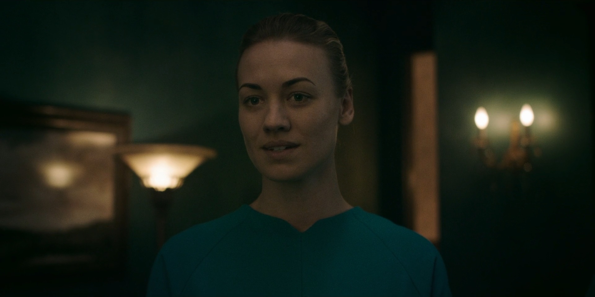TheHandmaidsTale_1x06_AWomansPlace_0161.jpg