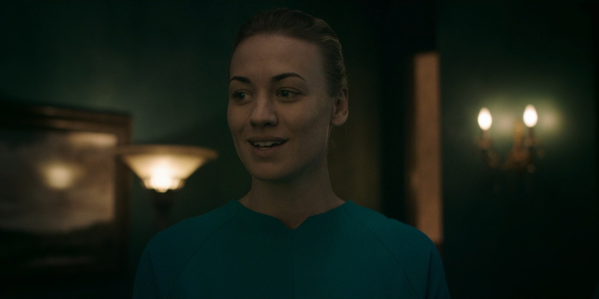 TheHandmaidsTale_1x06_AWomansPlace_0163.jpg