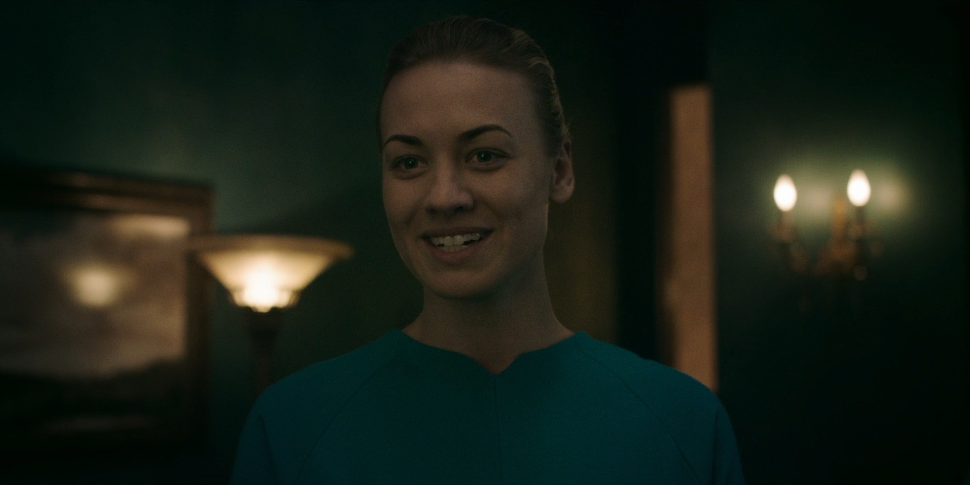 TheHandmaidsTale_1x06_AWomansPlace_0164.jpg