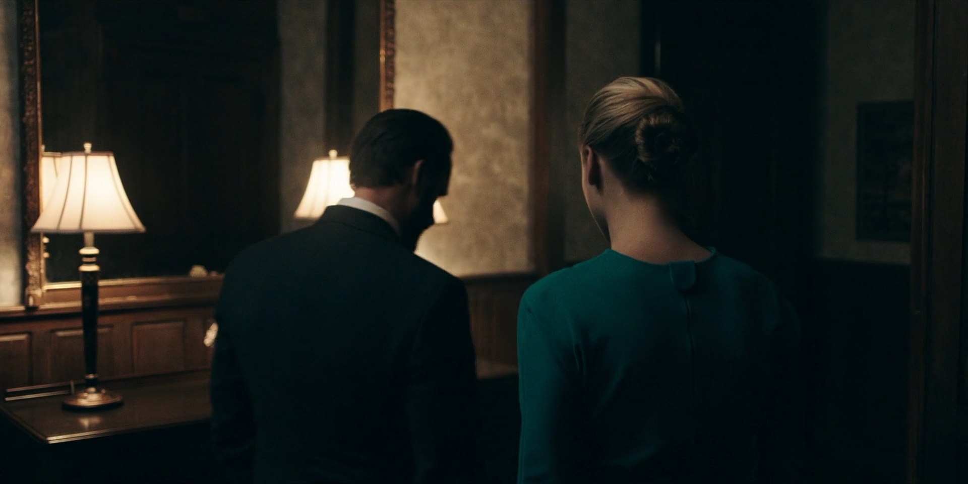 TheHandmaidsTale_1x06_AWomansPlace_0175.jpg TheHandmaidsTale_1x06_AWomansPlace_0175.jpg