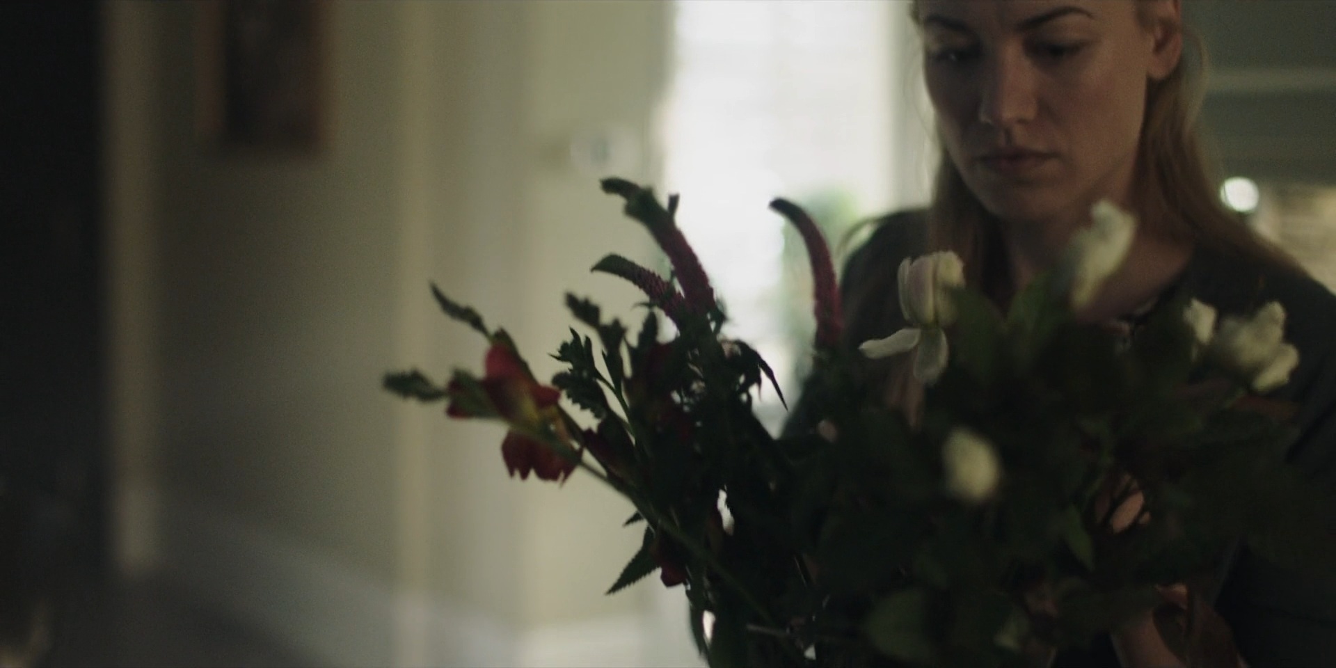 TheHandmaidsTale_1x06_AWomansPlace_0187.jpg TheHandmaidsTale_1x06_AWomansPlace_0187.jpg