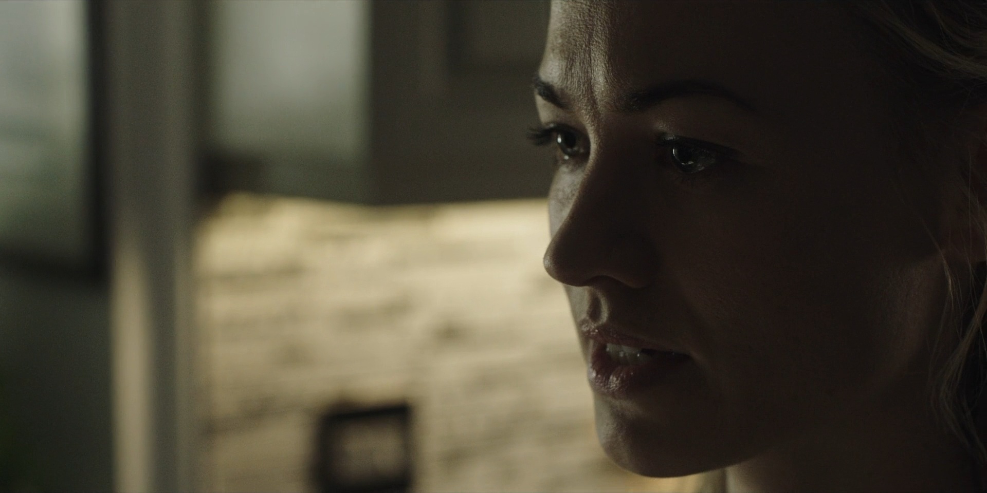 TheHandmaidsTale_1x06_AWomansPlace_0200.jpg