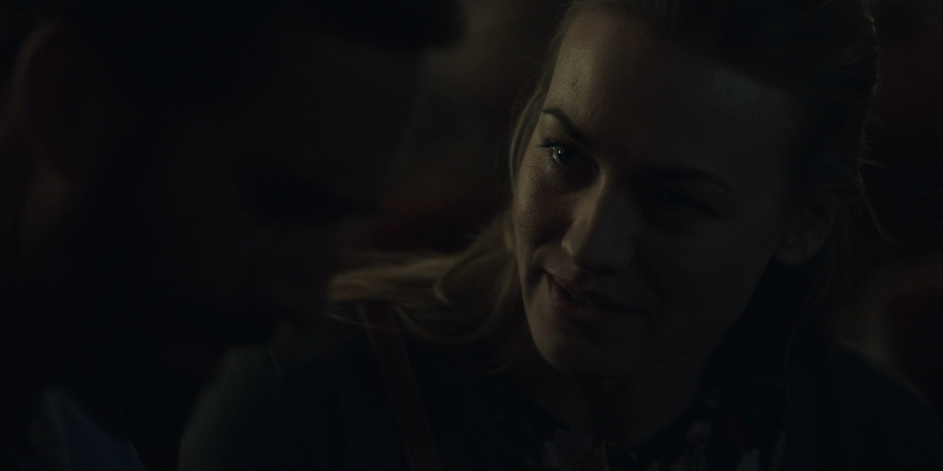 TheHandmaidsTale_1x06_AWomansPlace_0232.jpg