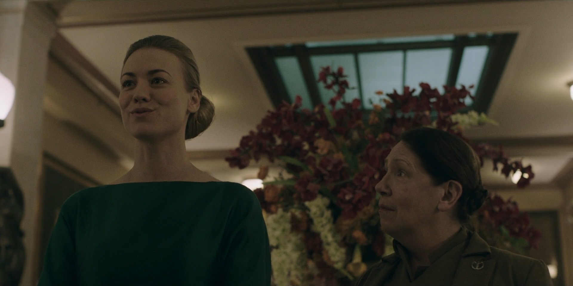 TheHandmaidsTale_1x06_AWomansPlace_0279.jpg