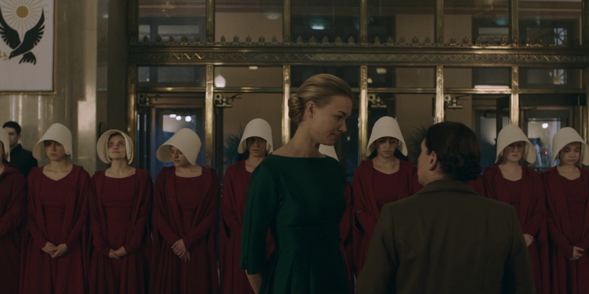 TheHandmaidsTale_1x06_AWomansPlace_0301.jpg