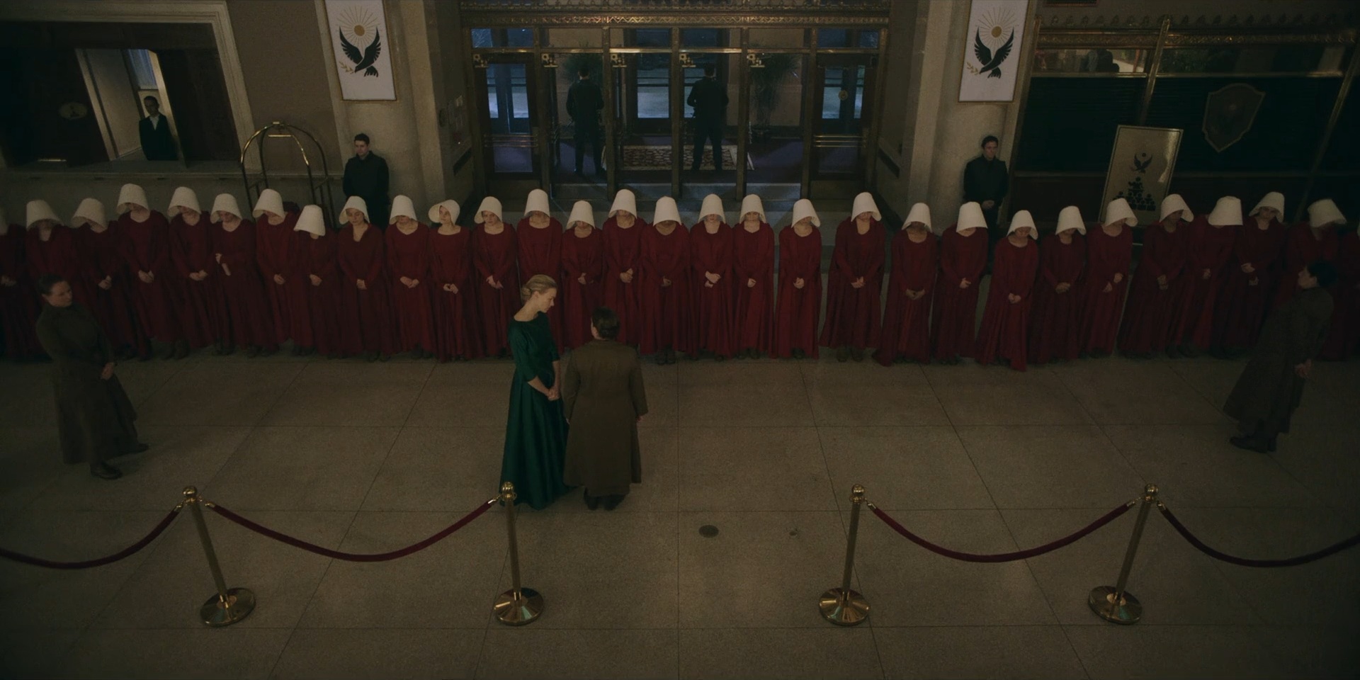 TheHandmaidsTale_1x06_AWomansPlace_0302.jpg