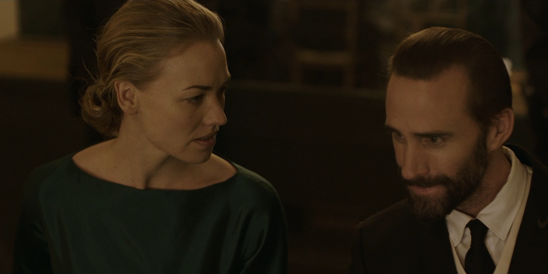 TheHandmaidsTale_1x06_AWomansPlace_0367.jpg