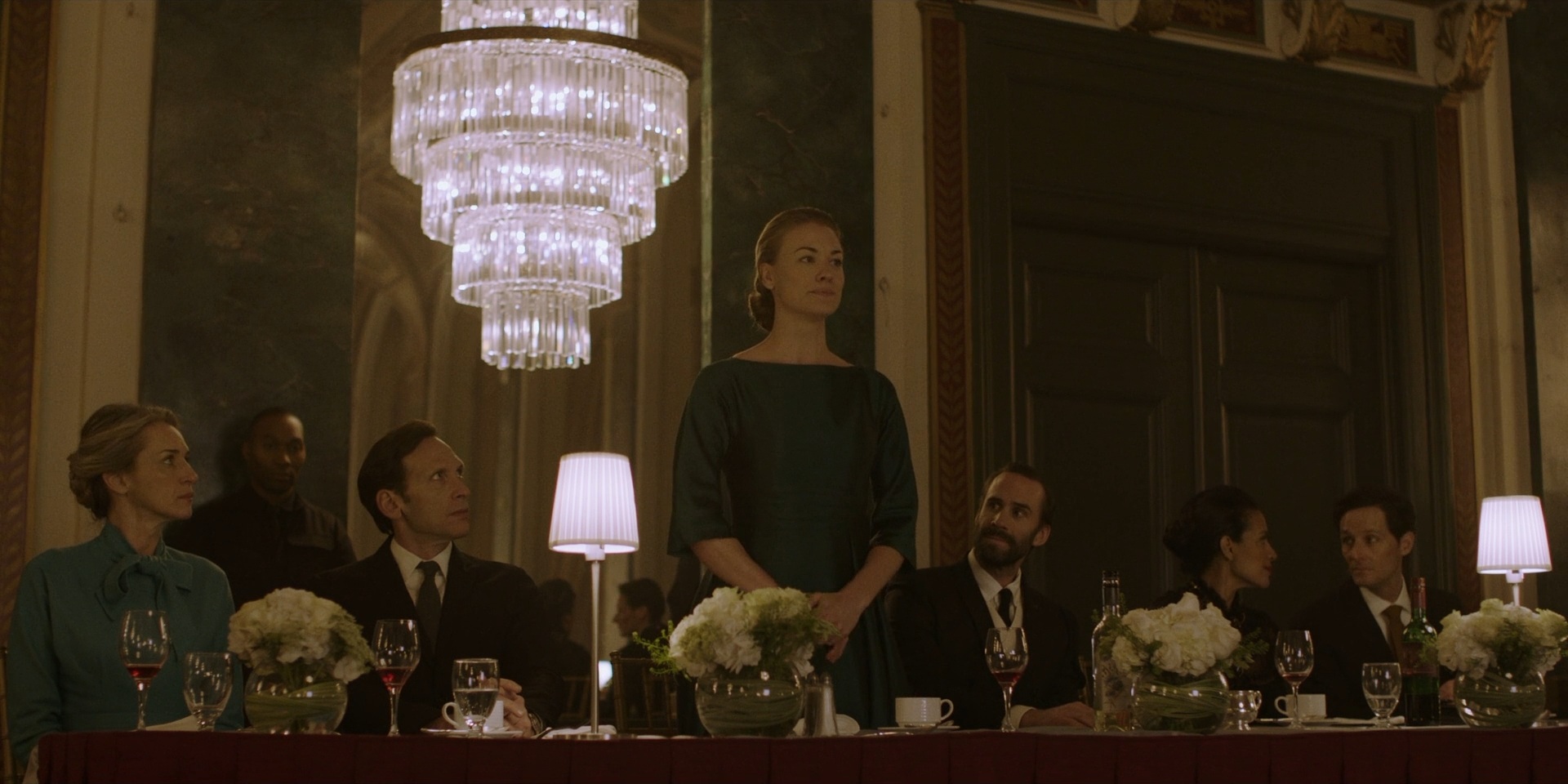 TheHandmaidsTale_1x06_AWomansPlace_0376.jpg