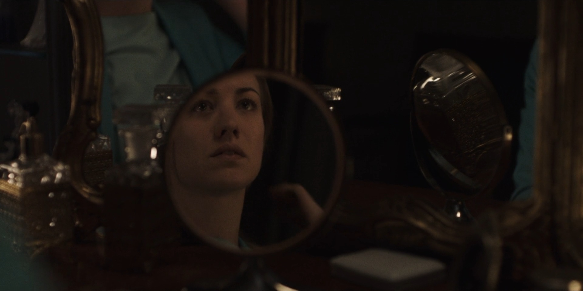 TheHandmaidsTale_1x06_AWomansPlace_0508.jpg