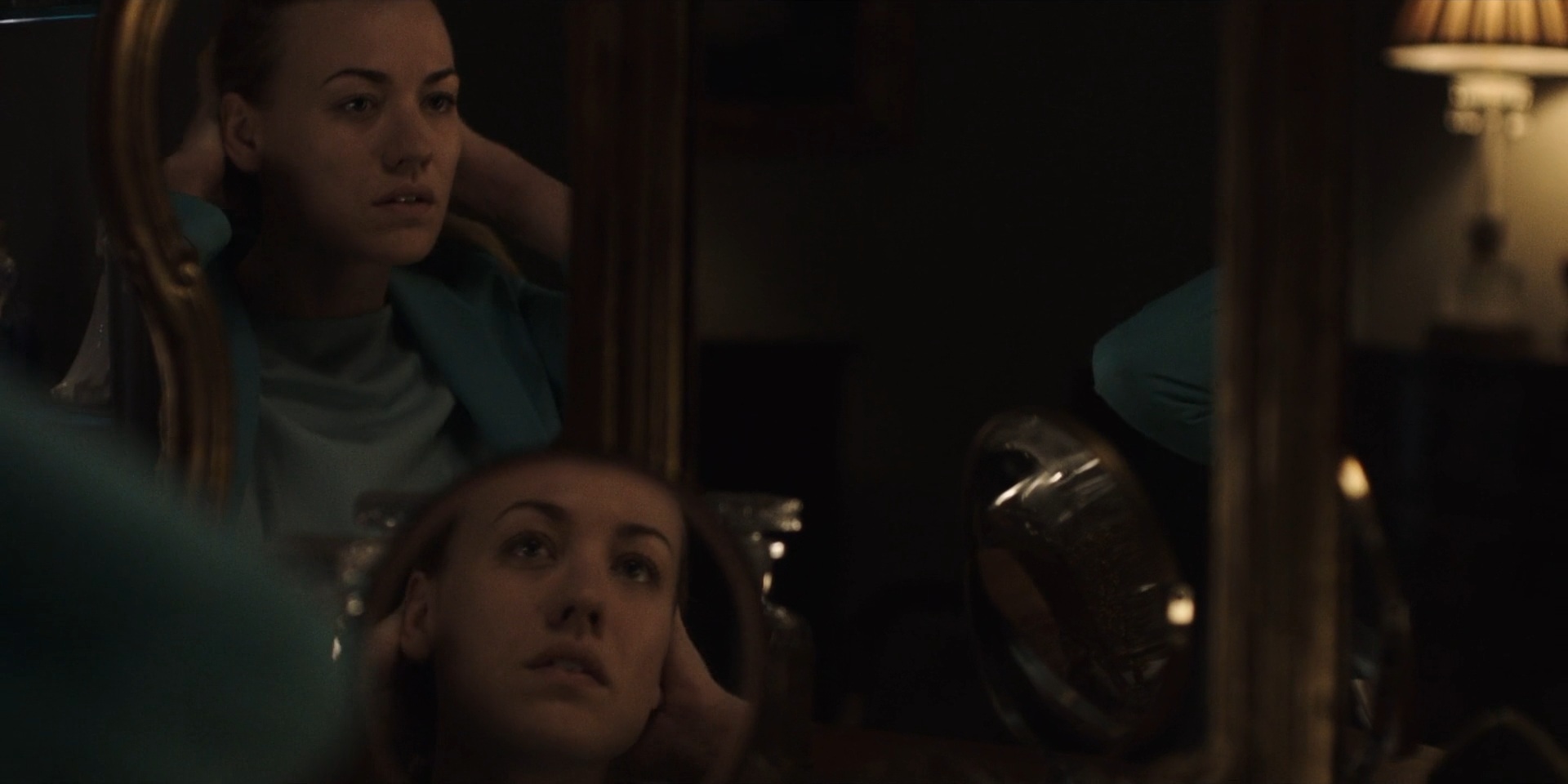 TheHandmaidsTale_1x06_AWomansPlace_0512.jpg