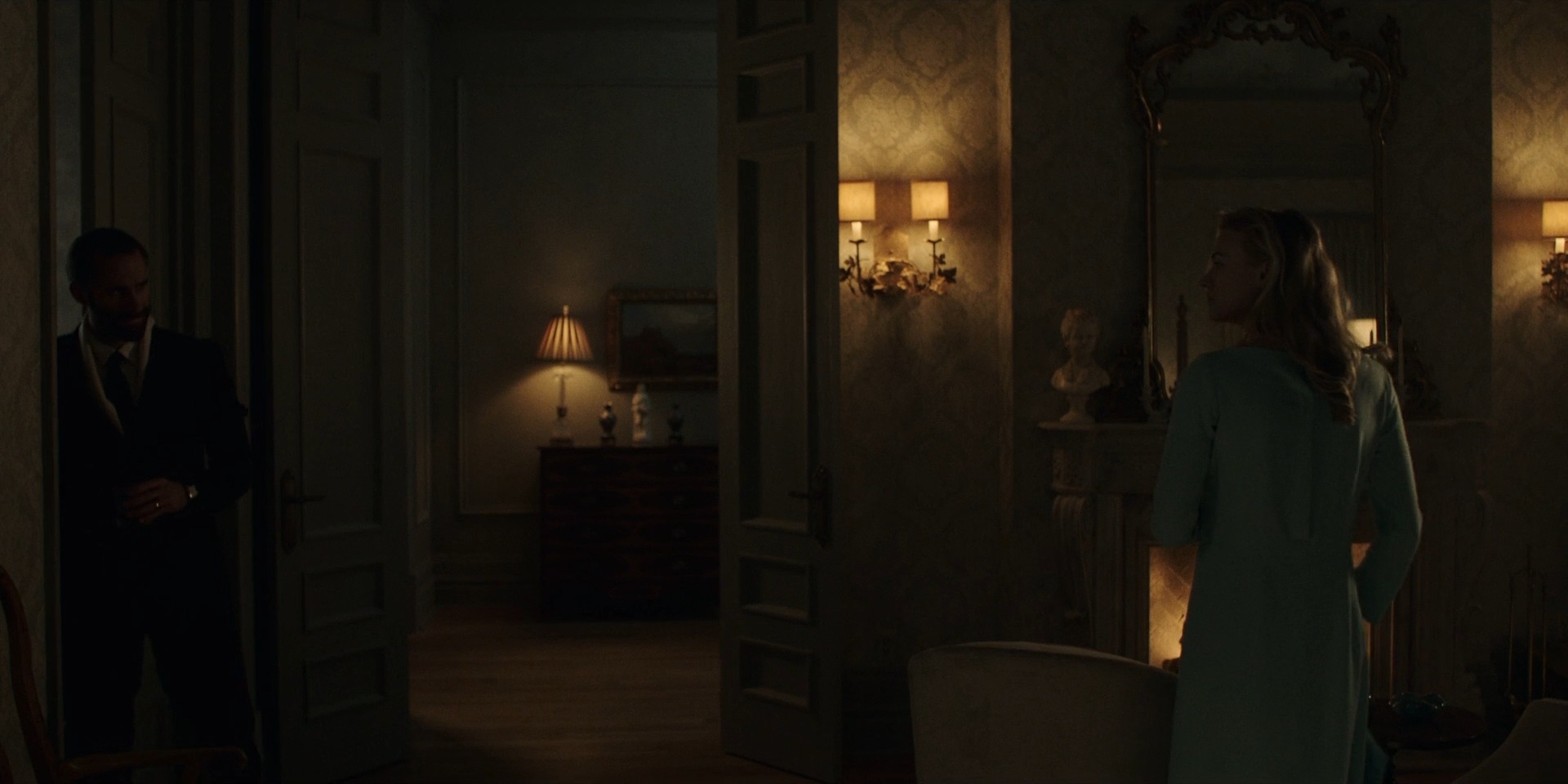 TheHandmaidsTale_1x06_AWomansPlace_0523.jpg TheHandmaidsTale_1x06_AWomansPlace_0523.jpg