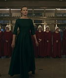 TheHandmaidsTale_1x06_AWomansPlace_0309.jpg