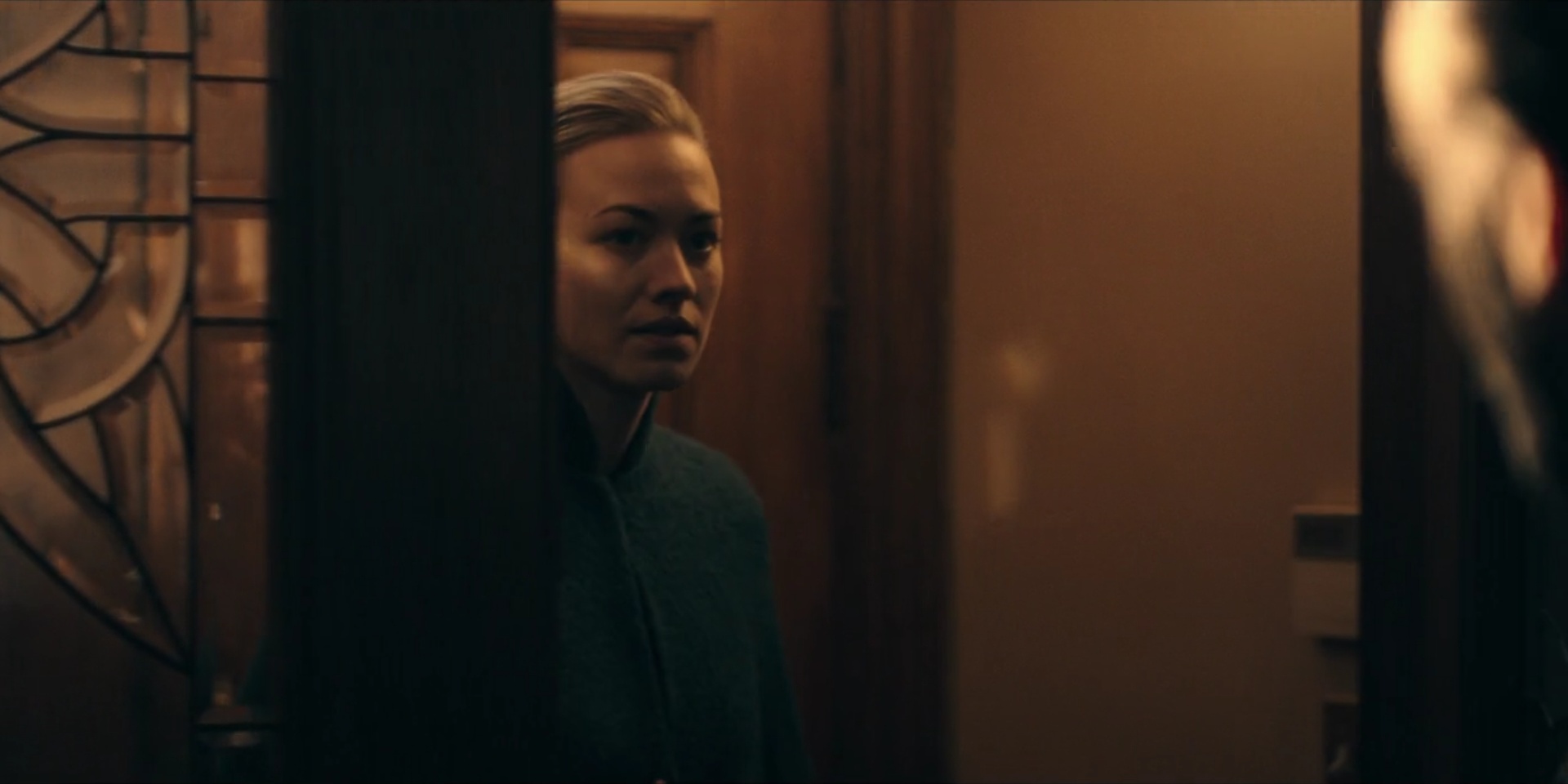 TheHandmaidsTale_1x08_Jezebels_0015.jpg
