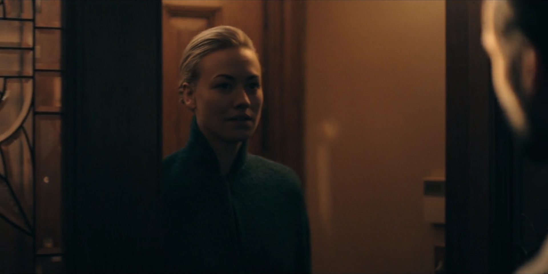 TheHandmaidsTale_1x08_Jezebels_0016.jpg
